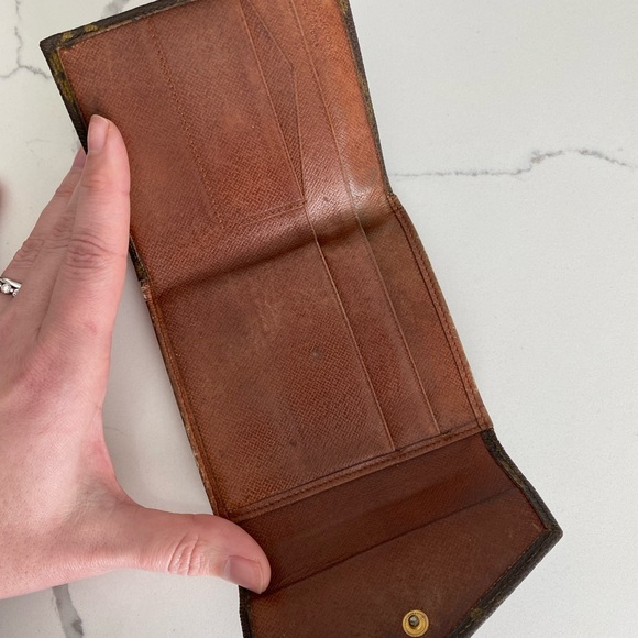Vintage Authentic Louis Vuitton Monogram Wallet - Picture 6 of 7